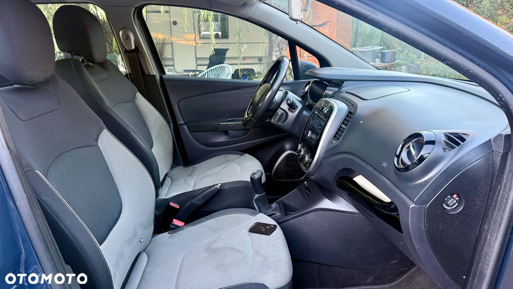 Renault Captur - 17