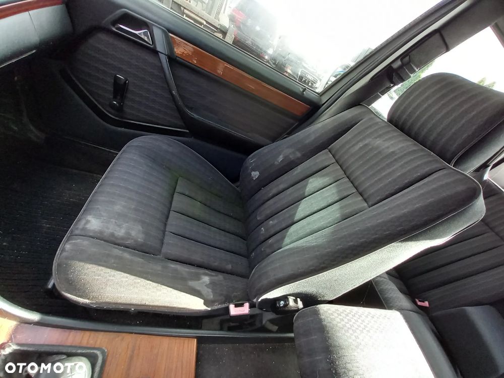 MERCEDES W124 FOTELE KANAPA KOMPLET SEDAN - 4