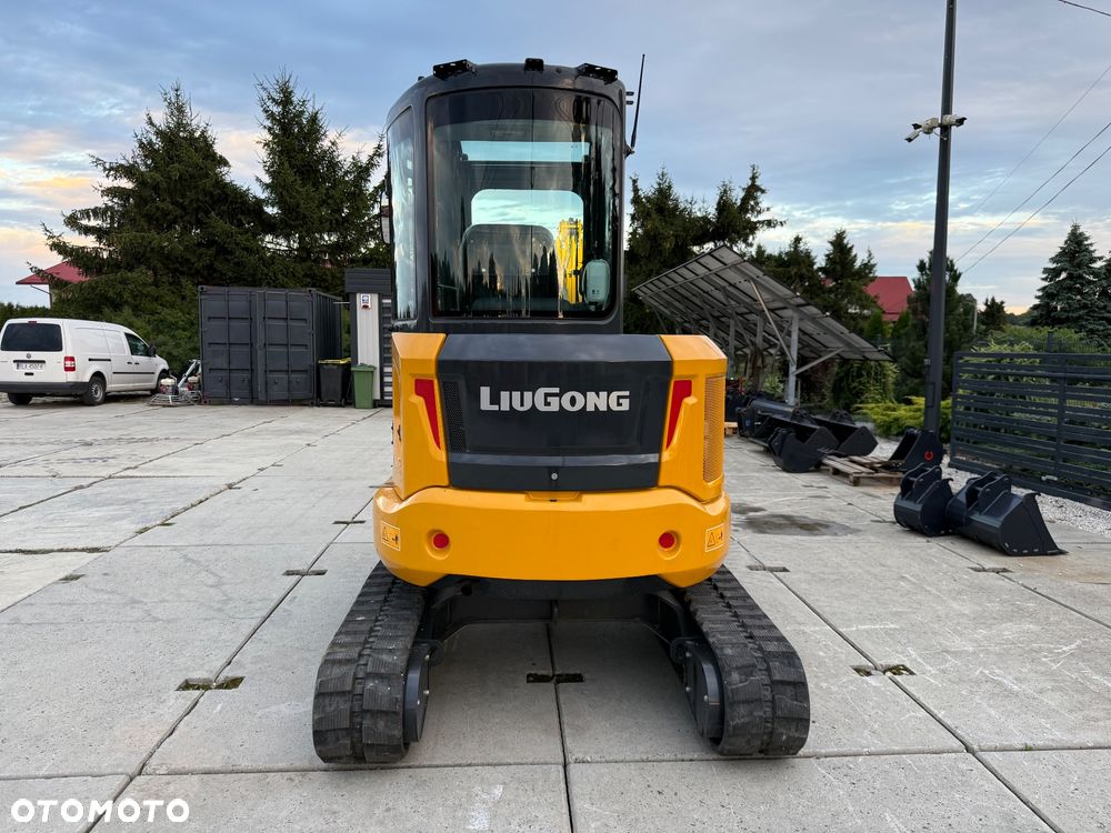 Liu Gong 9035F - 5