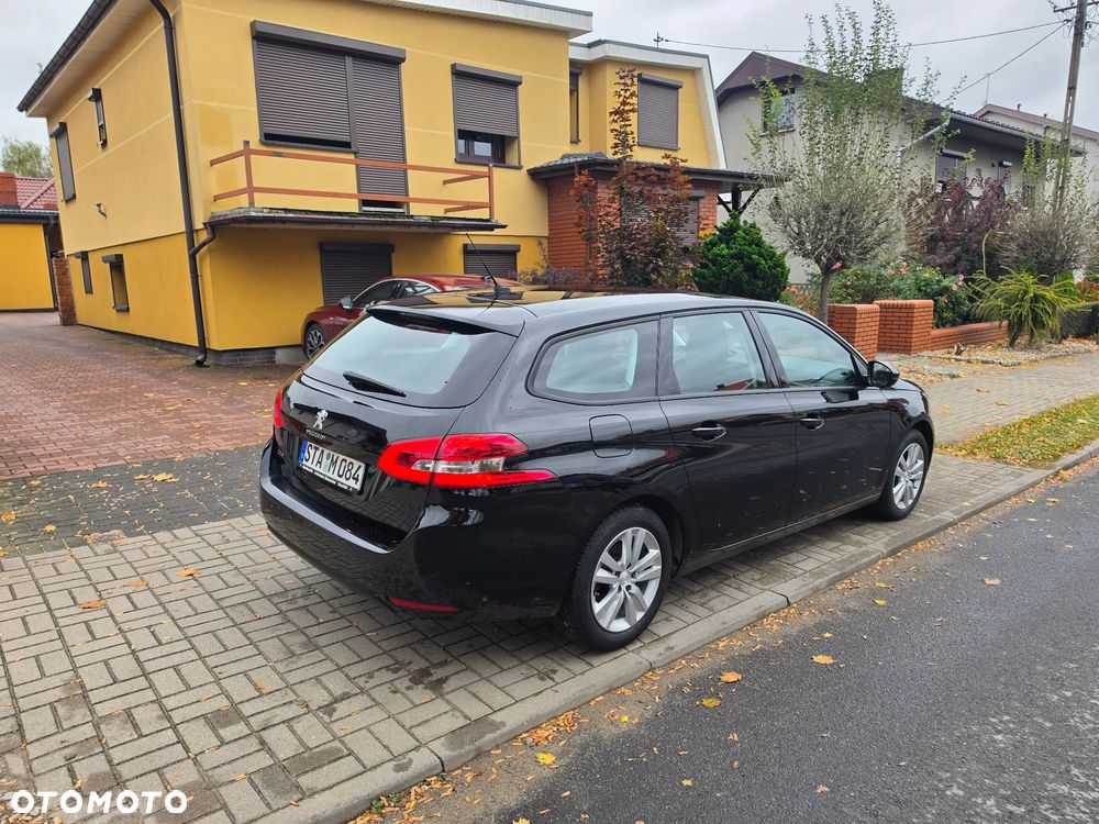 Peugeot 308 2020 photo 3