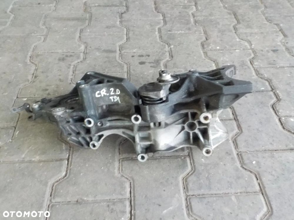 VW CRAFTER 2.0 TDI ŁAPA UCHWYT SILNIKA 03L903143L - 2