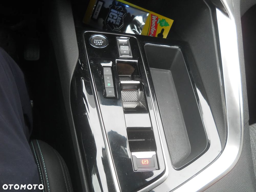 Peugeot 3008 BlueHDi 130 Stop & Start EAT8 Allure - 16