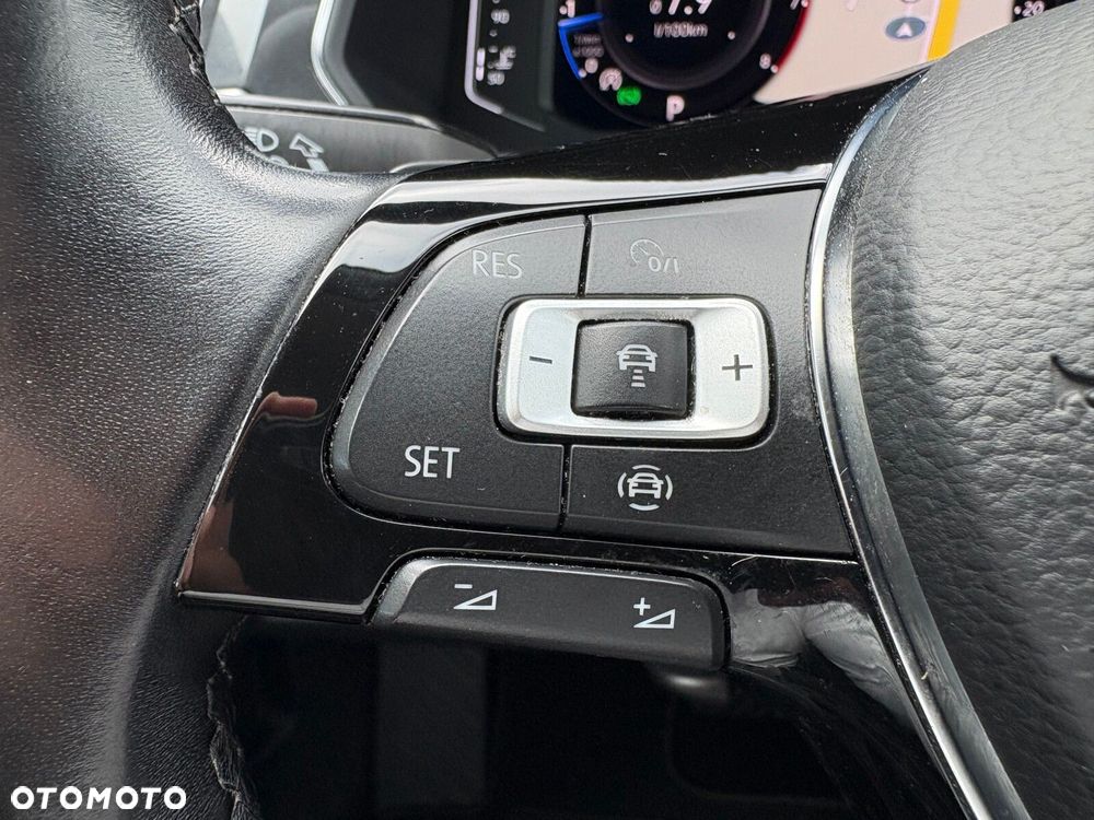 Volkswagen Tiguan Allspace - 25