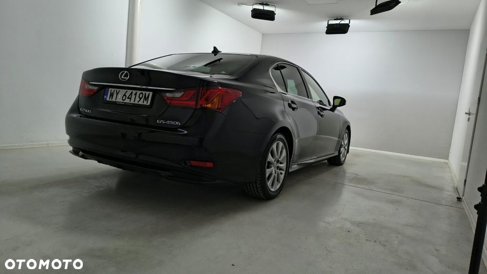 Lexus GS 450h - 15
