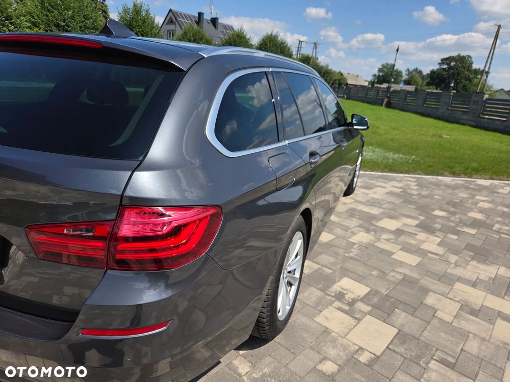 BMW Seria 5 520d xDrive Luxury Line - 29