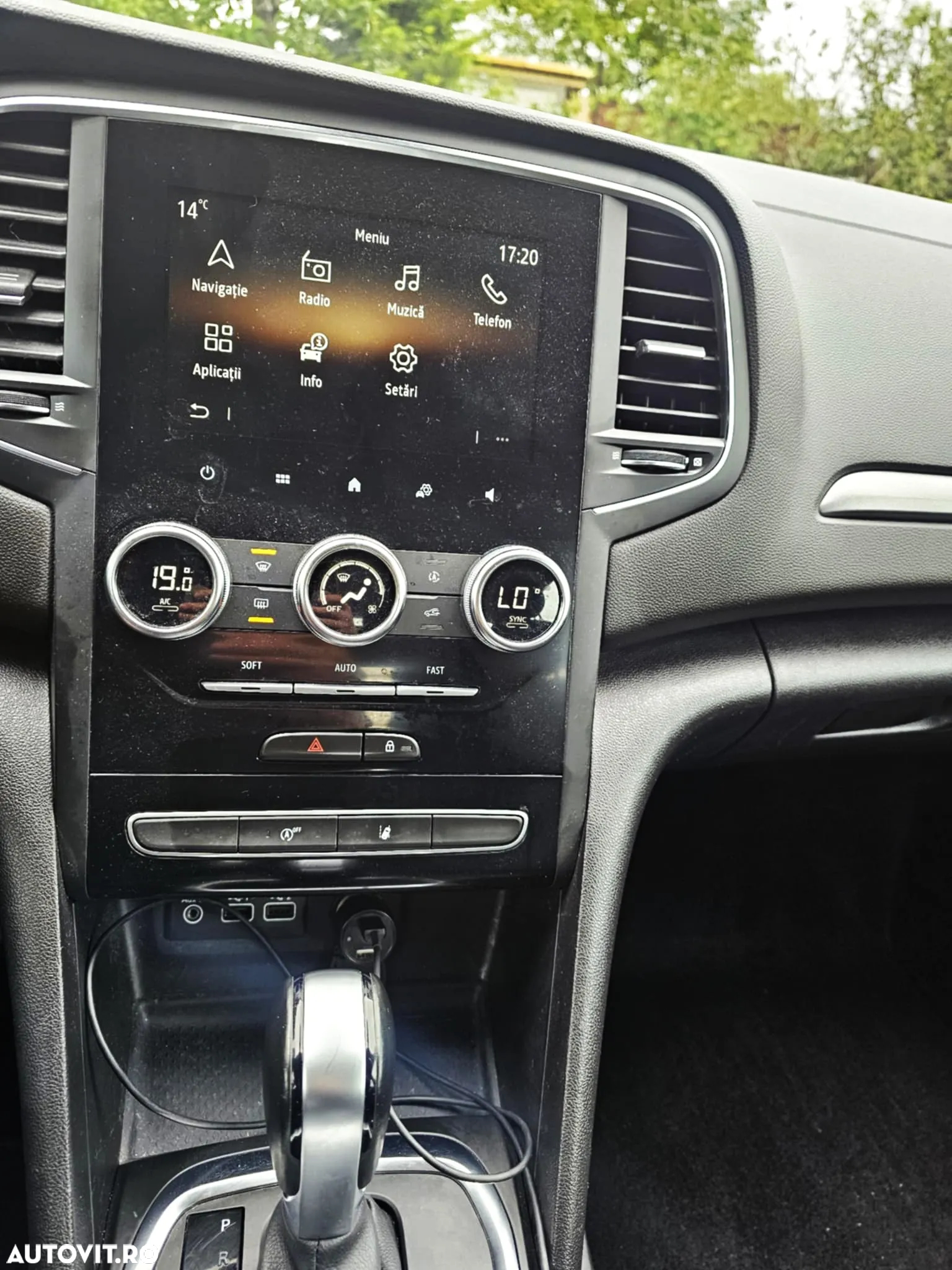 Renault Megane Blue dCi 116 EDC Intens - 11