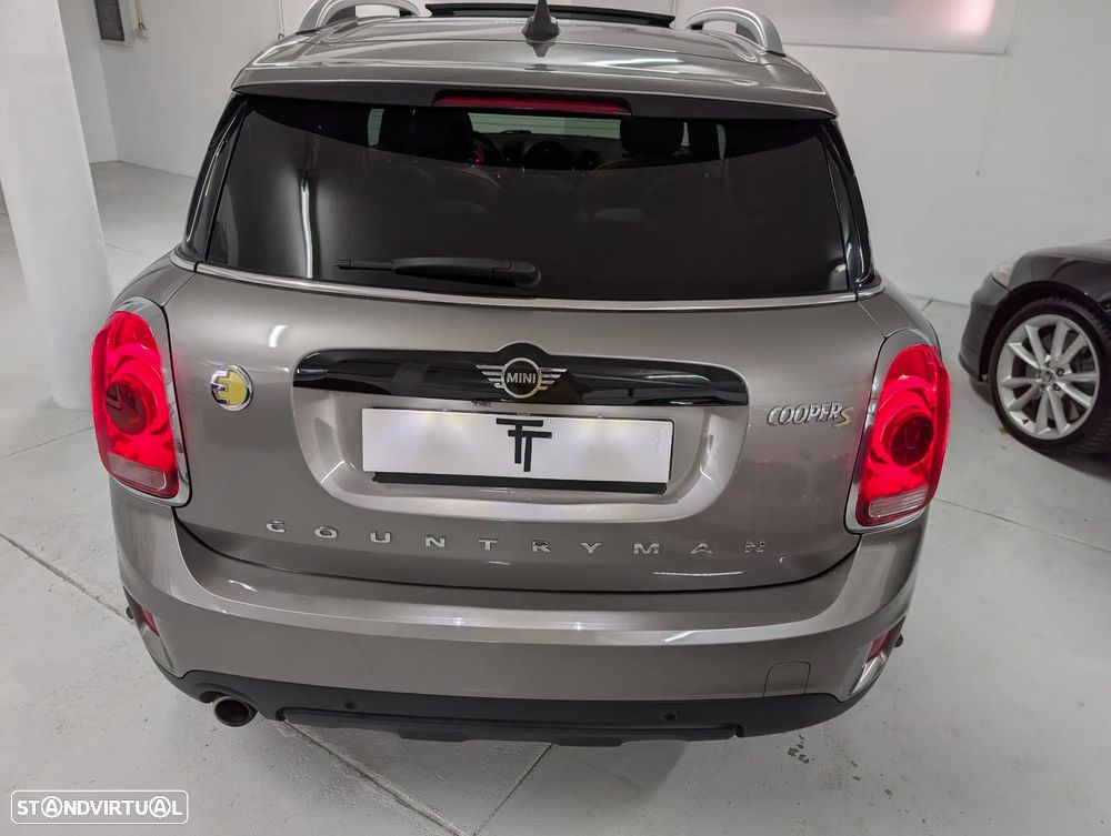 MINI Countryman Cooper SE ALL4 Auto - 21