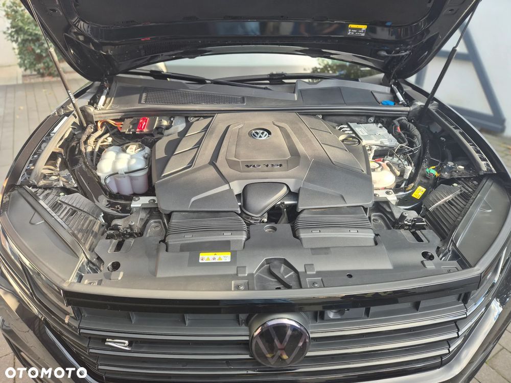 Volkswagen Touareg 3.0 V6 TFSI 4Motion R-Line - 3