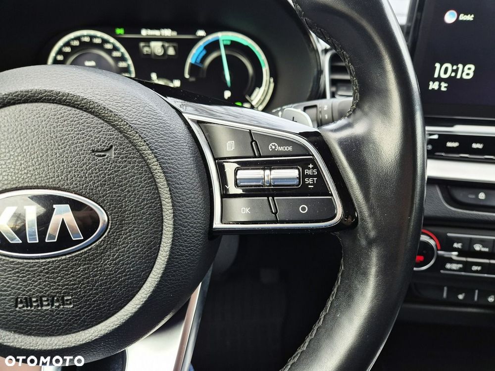 Kia Ceed 1.6 GDI PHEV L Business Line DCT - 26