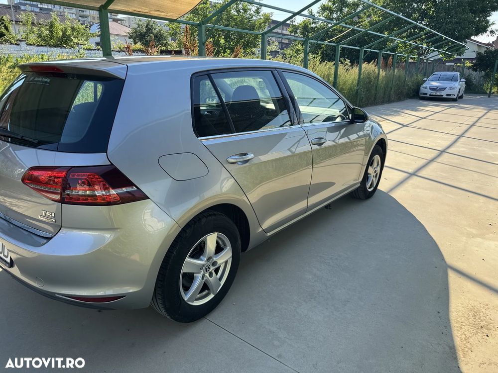 Volkswagen Golf - 3