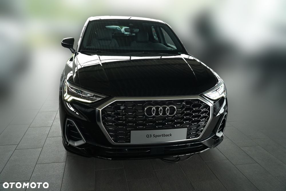 Audi Q3 Sportback - 2