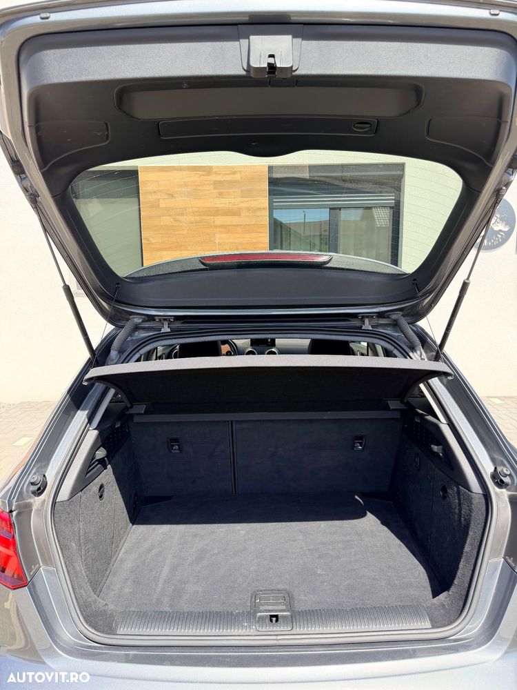 Audi A3 2.0 TDI S tronic Sport - 10