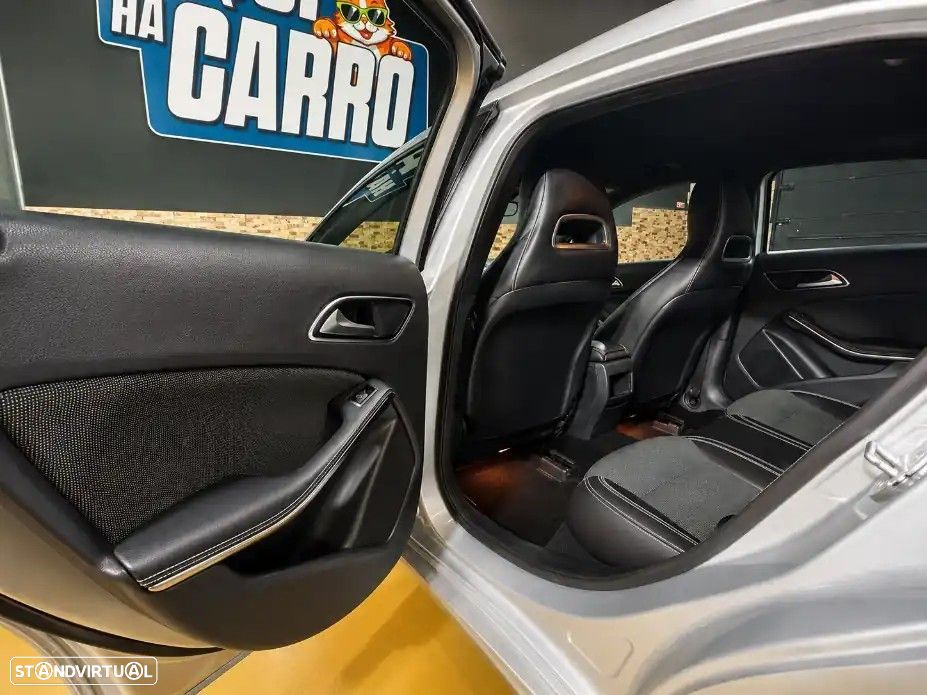 Mercedes-Benz A 180 d Urban - 13