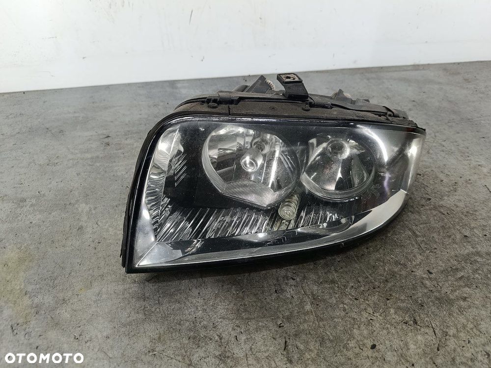LAMPA PRZÓD LEWA AUDI A2 8Z - 1