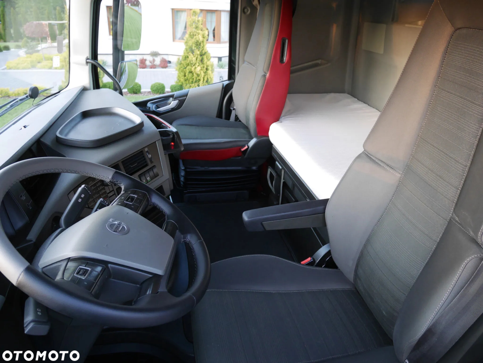 Volvo FH 4/ 500KM/ LOW-DECK/MEGA/ EURO-6/ KLIMA POSTOJOWA - 23