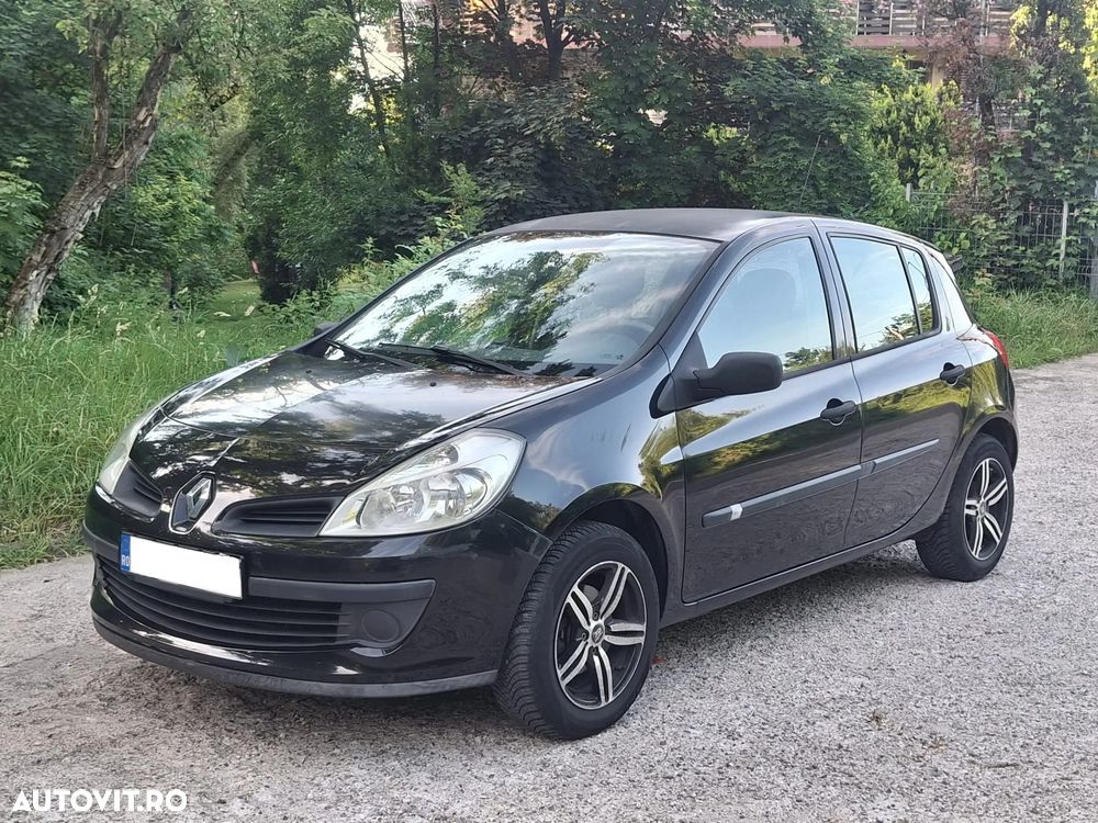Renault Clio III 1.2 16V Expression - 1