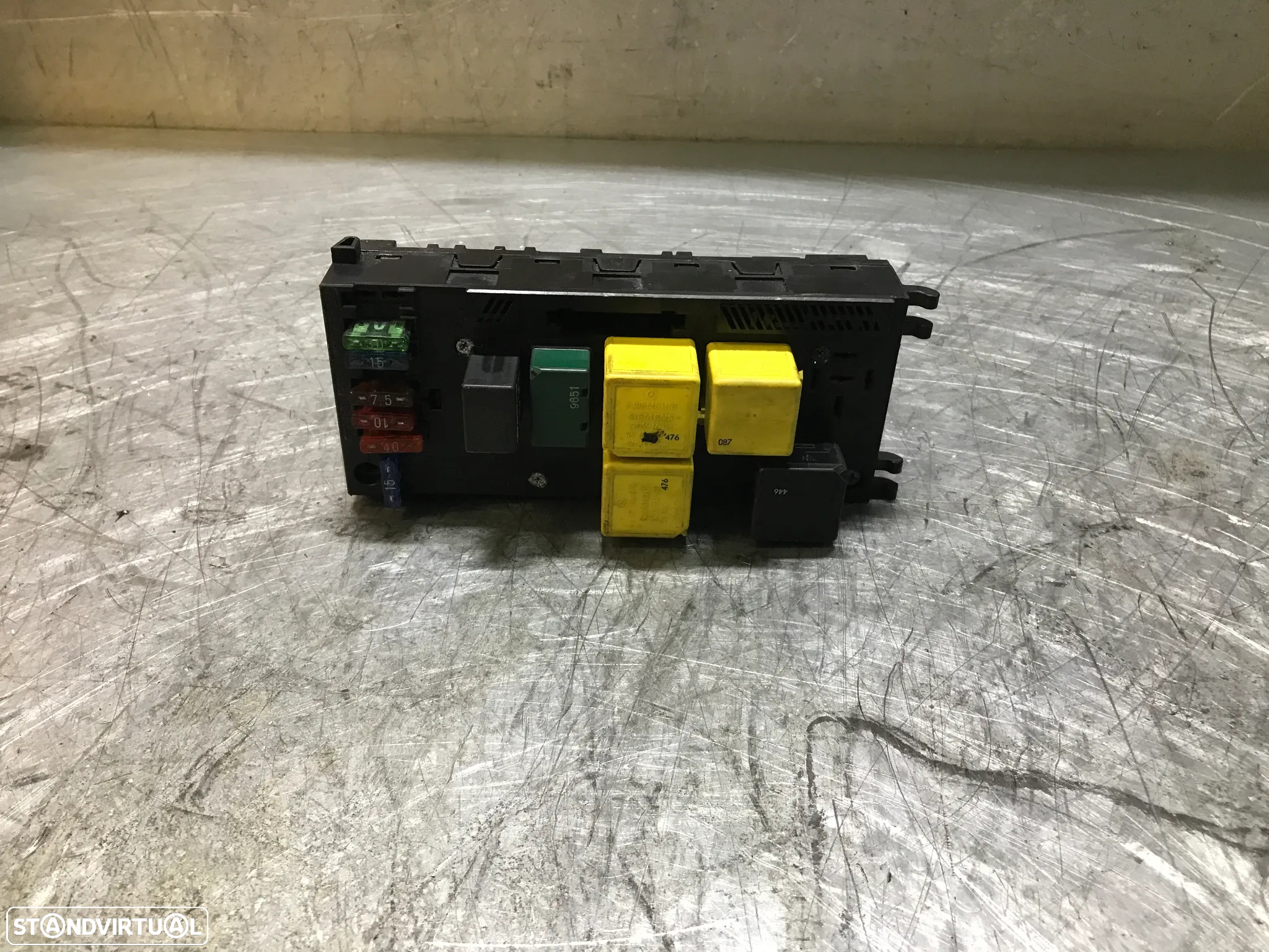 CAIXA DE FUSIVEIS / SAM MERCEDES E220 W210 0195455632 - 3