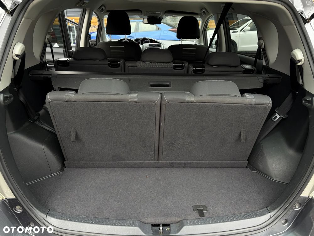 Toyota Verso 1.8 7-Sitzer Comfort - 36