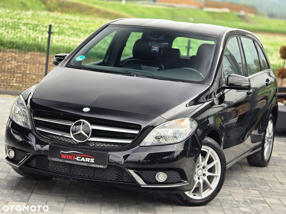 Mercedes-Benz Klasa B 180 BlueEFFICIENCY Edition Style - 4