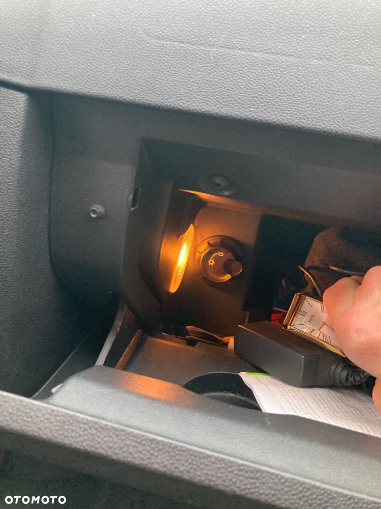 Skoda Fabia 1.2 HTP Style Edition - 9