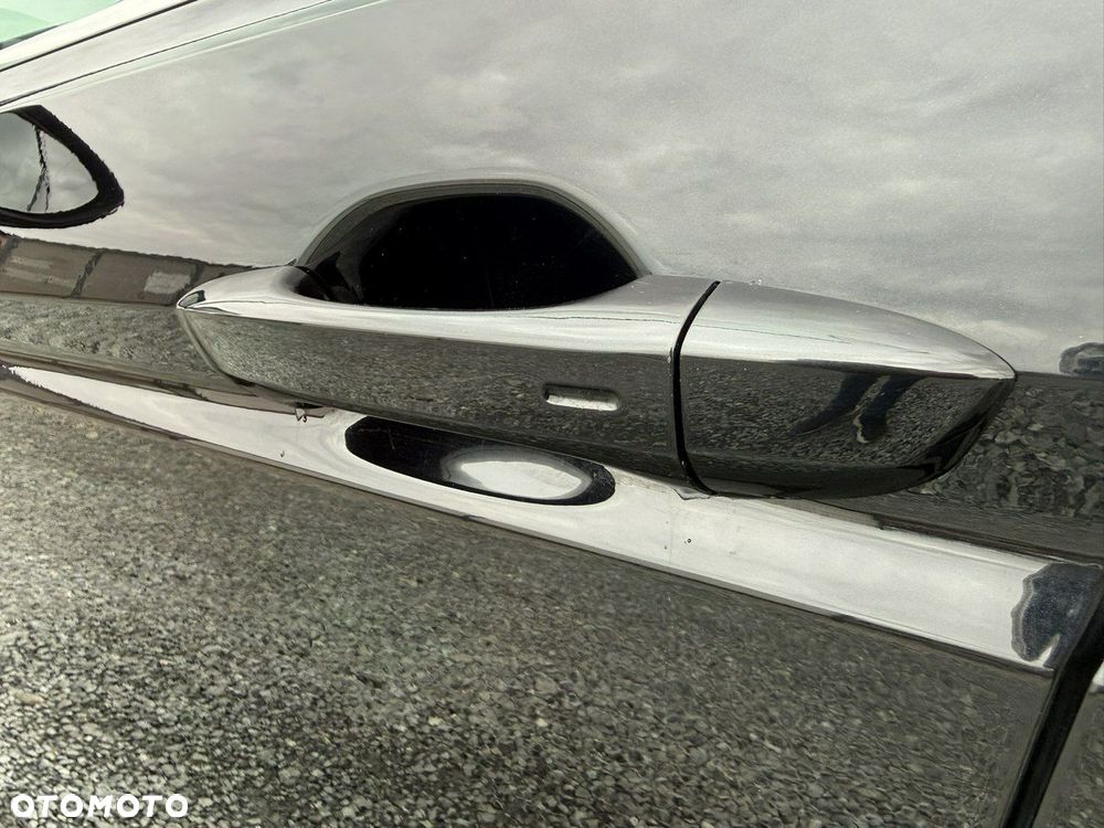 Volkswagen Touran 1.6 TDI BMT Comfortline - 30