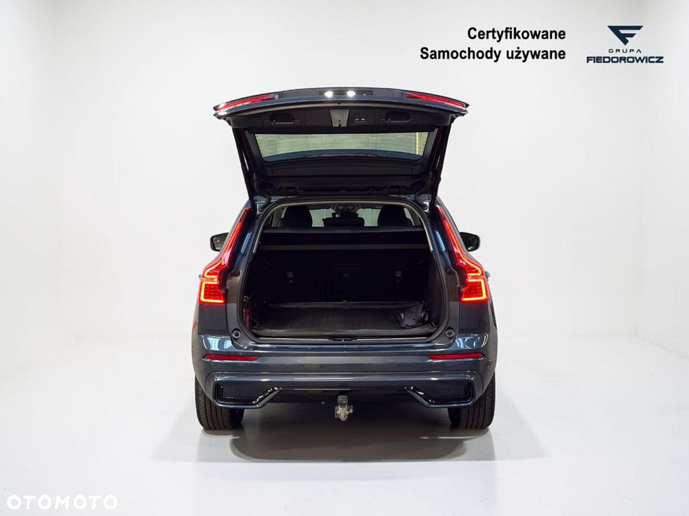Volvo XC 60 B4 B Plus Dark - 12