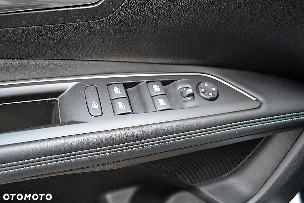 Peugeot 3008 BlueHDi 130 Stop & Start EAT8 Allure - 13