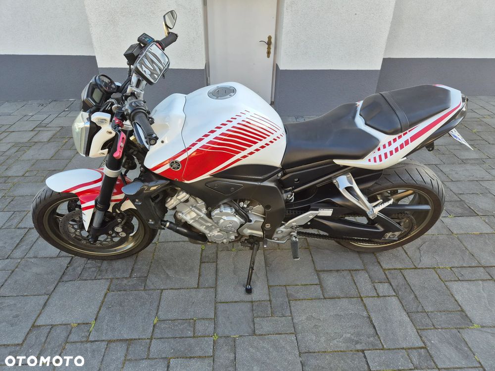 Yamaha FZ - 1