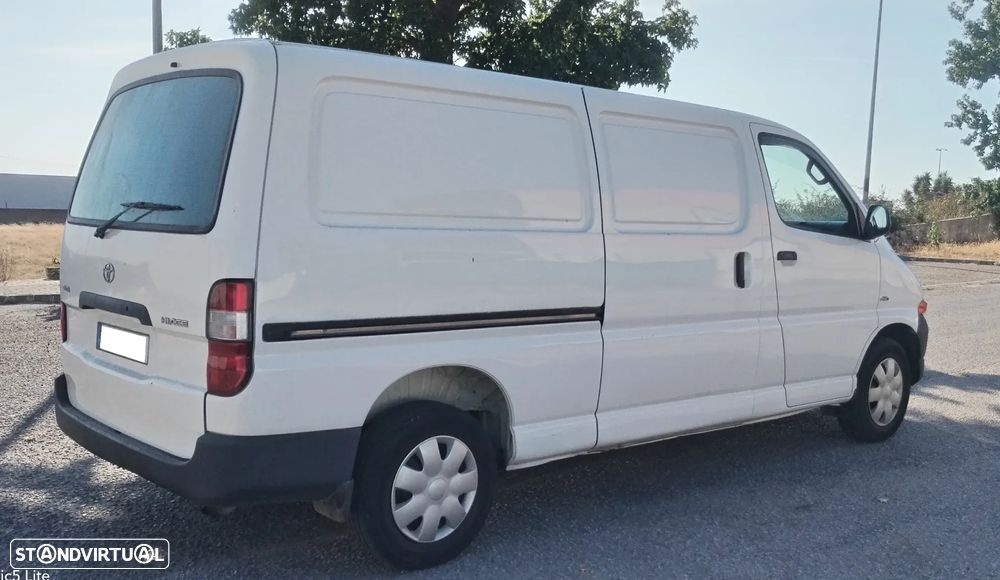 Toyota HIACE - 5