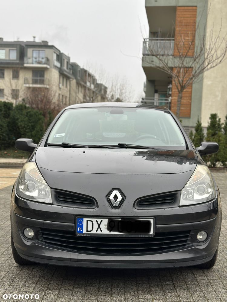 Renault Clio 1.2 16V Expression - 1