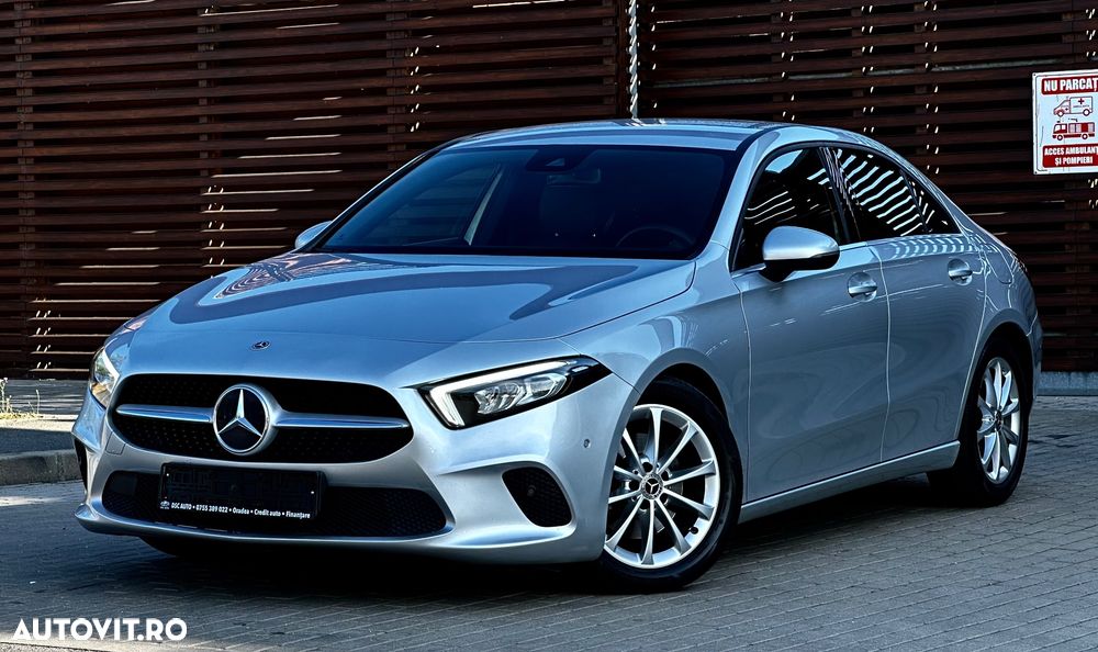 Mercedes-Benz A 180 d 8G-DCT - 1