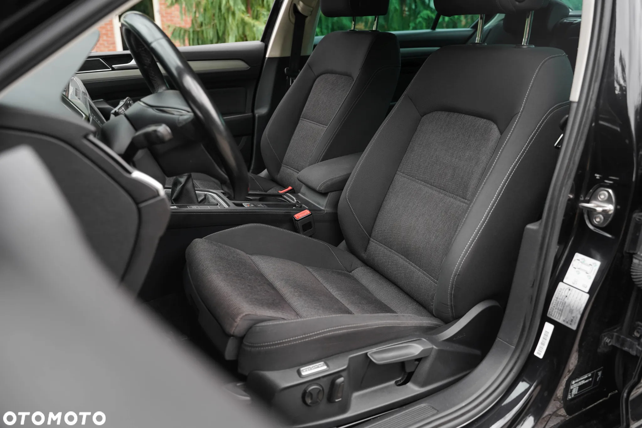 Volkswagen Passat 1.4 TSI BMT ACT Comfortline - 17