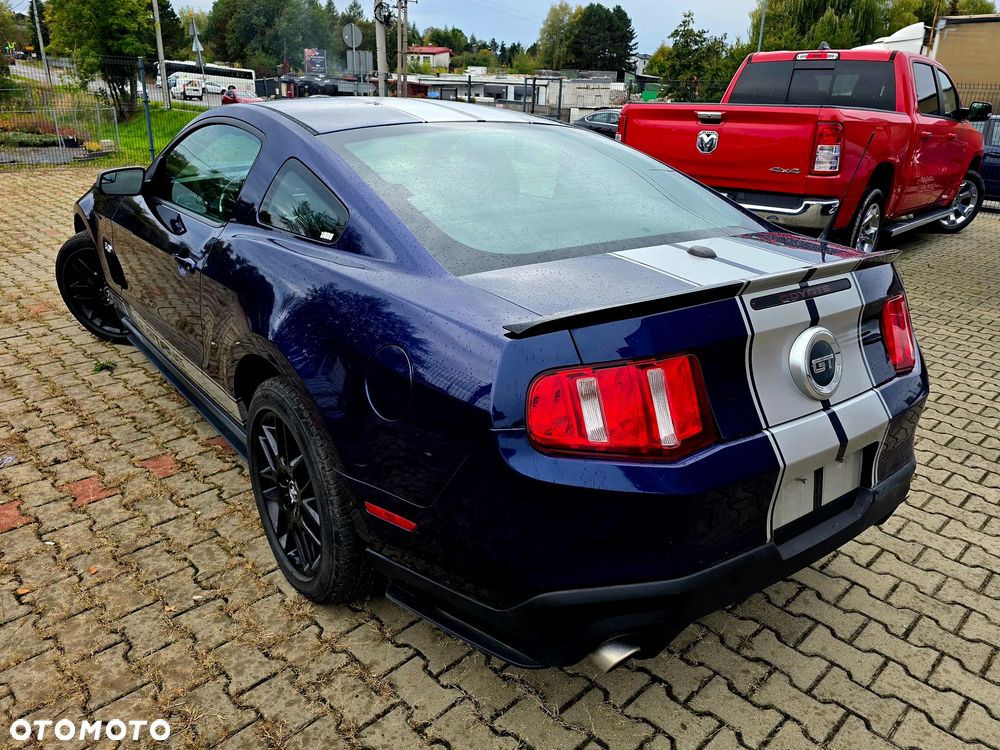 Ford Mustang 2011 photo 4