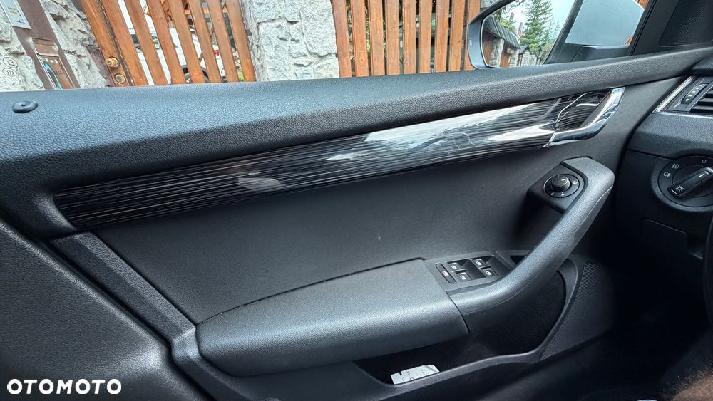 Skoda Octavia 1.8 TSI Style DSG - 26