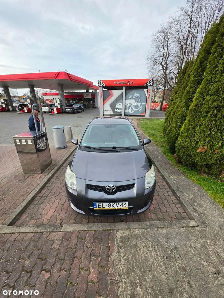 Toyota Auris - 12