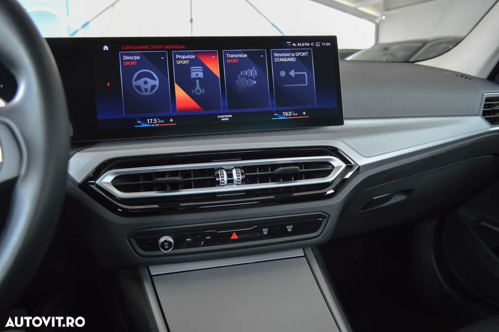BMW Seria 3 320i Aut. Luxury Line - 25