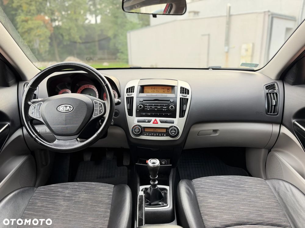Kia Ceed 1.6 Comfort + - 7