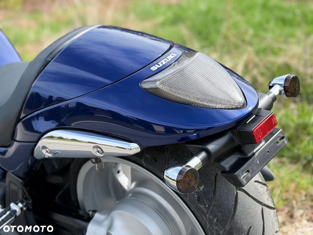 Suzuki Boulevard - 10