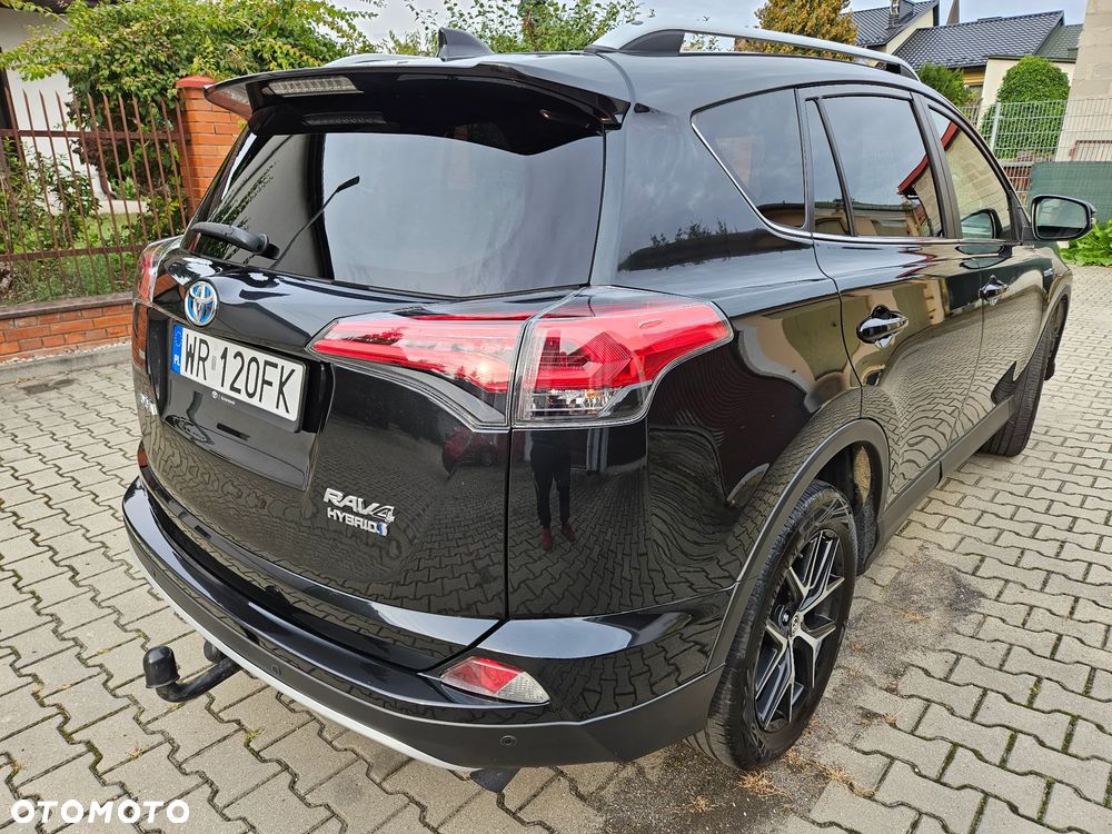 Toyota RAV4 Hybrid Selection 4x4 - 6