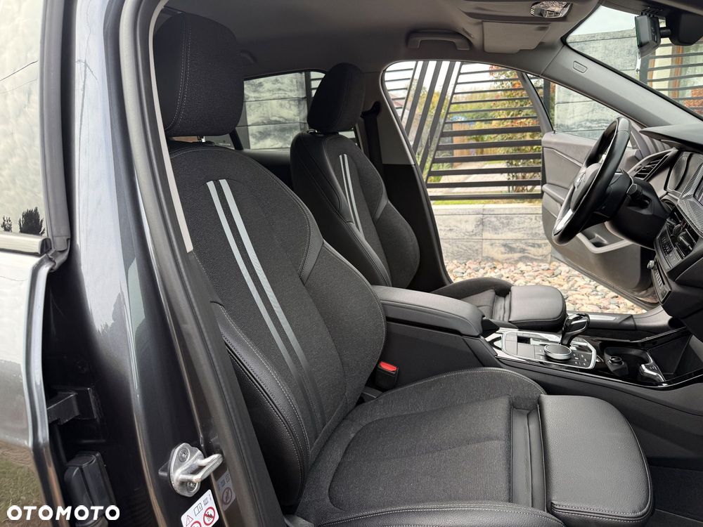 BMW Seria 1 118i GPF M Sport Shadow - 32