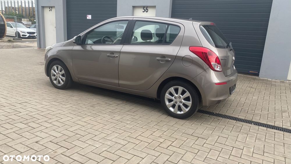Hyundai i20 - 9