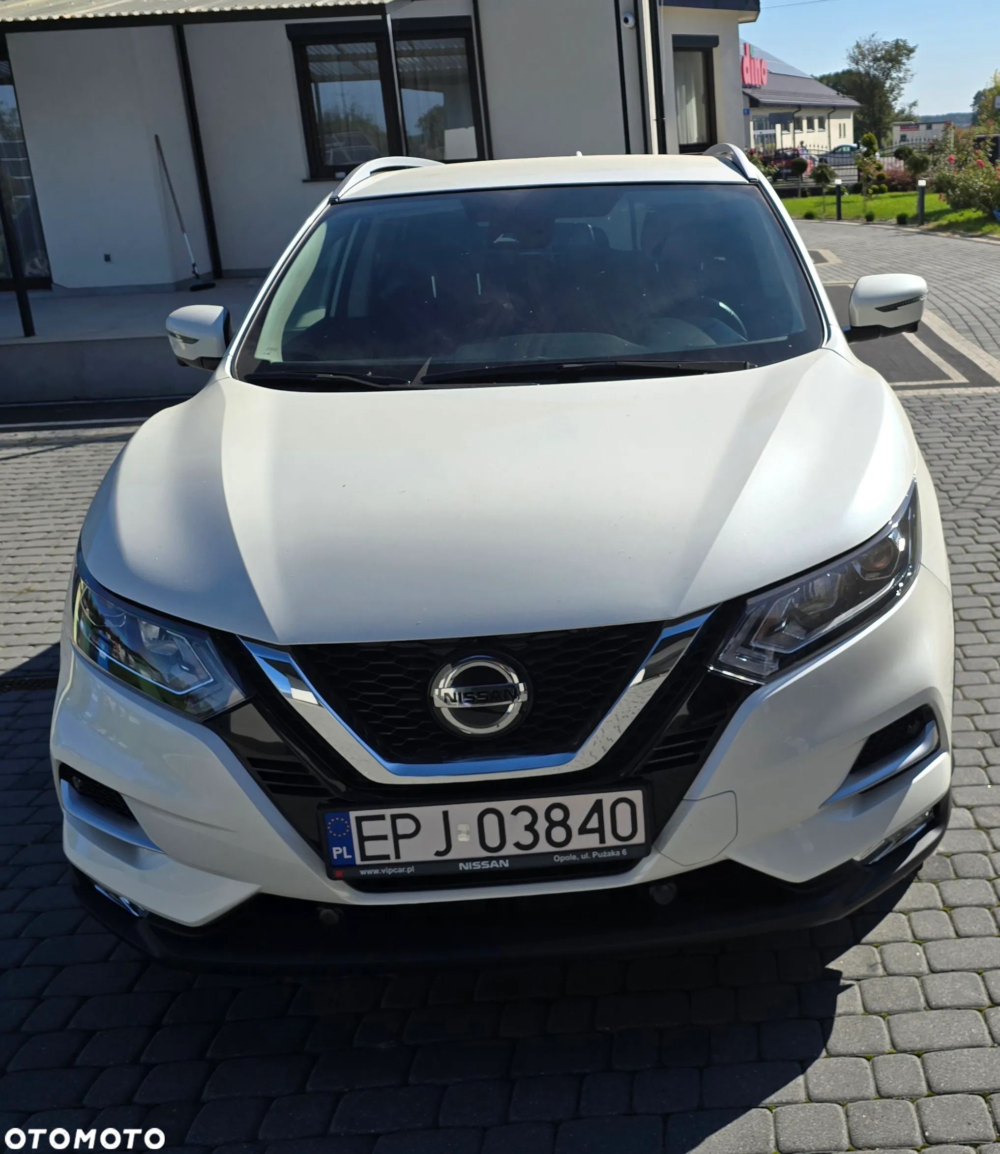 Nissan Qashqai 1.3 DIG-T N-Connecta - 1