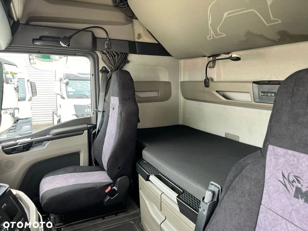 MAN TGX 18.470 4x2 LL SA - 16