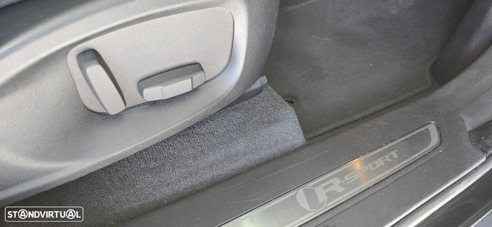 Jaguar F-Pace 2.0 i4D R-Sport AWD Aut. - 15