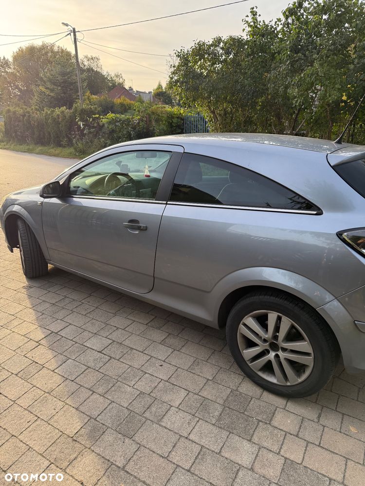 Opel Astra - 1