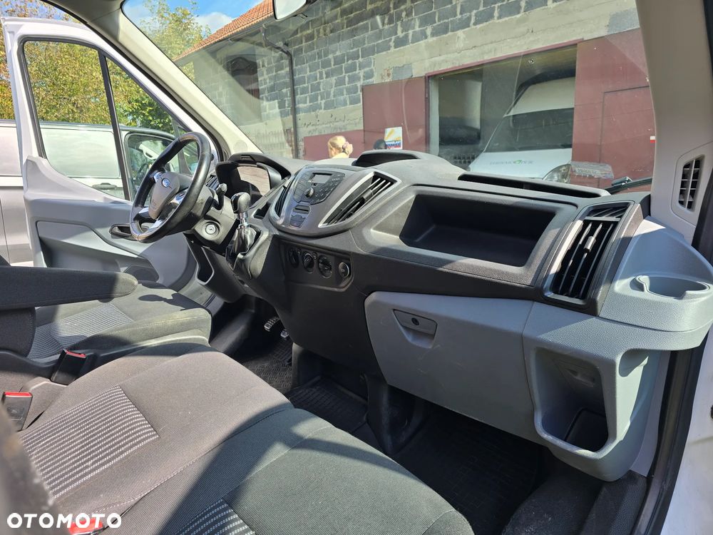 Ford TRANSIT - 3