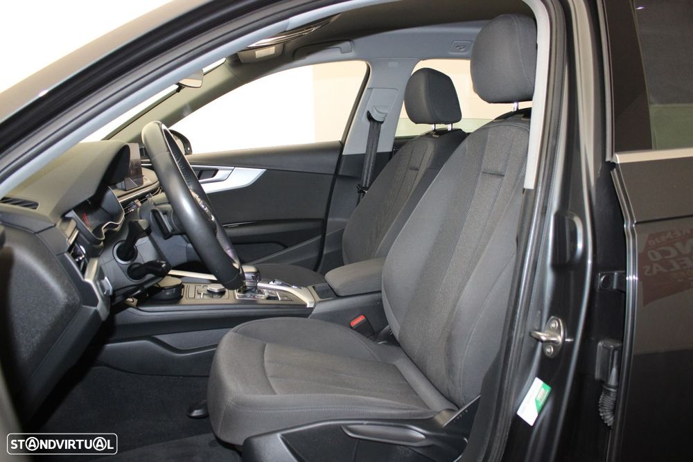 Audi A4 Avant 2.0 TDI S tronic - 29