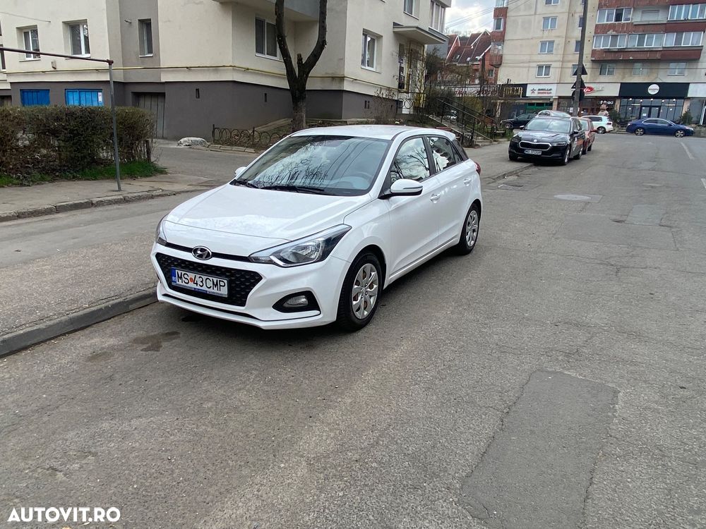 Hyundai i20 1.25 84CP M/T Comfort - 3