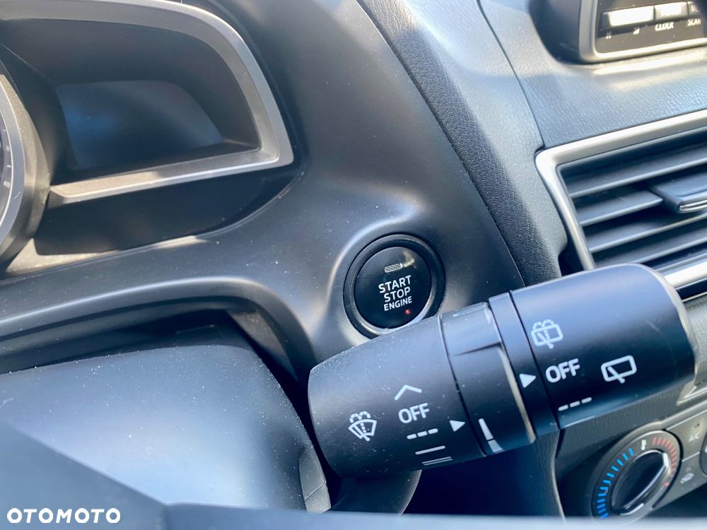 Mazda 3 1.5 Skygo - 24