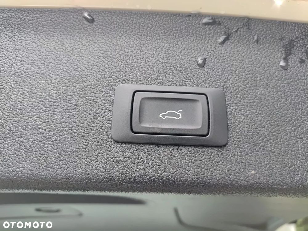 Audi A4 Avant 2.0 TDI - 15